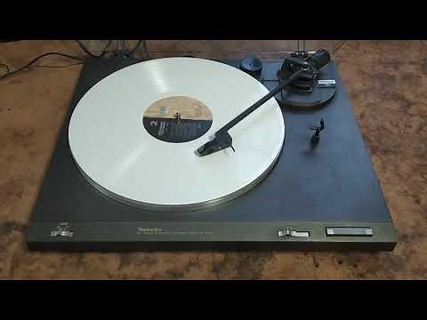 Technics SL-B210 Turntable Demonstration