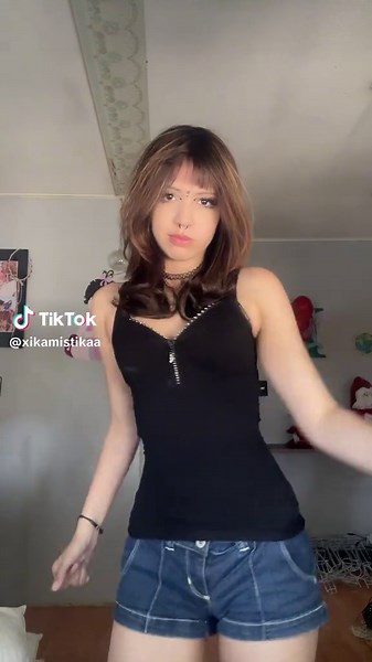 Creative Hand Movements in a Bedroom Dance Routine