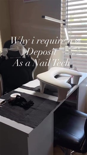 Read me 💌💗 - - - - When a client No-shows after i set up everything for example one time use products and my equipment. i would have to throw away all one time use products as they have already been exposed and will no longer be able to use them for a new client! It ends up becoming a wasteful scenario. My deposit enforces a safe policy for both of our sides to ensure your spot with me is secure. As well to ensure i have a security of some sort! 💗 Do you want to start your nail journey?! 🫵🏽