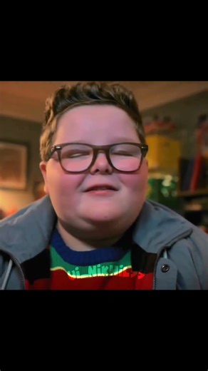 derek just said ' your mom ' to vecna 💀#strangerthings #derek #shorts #steve #edit