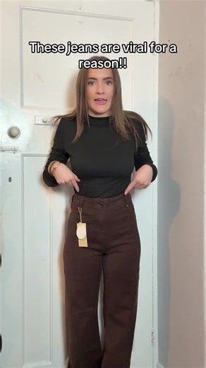 The Most Flattering Jeans for Modest Fashion