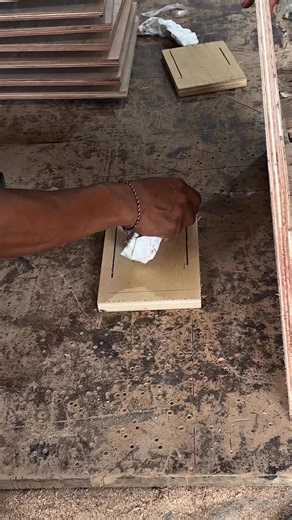 installation of handle box cover #speakerbox #woodworking #tutorial #tutorials #fblifestyle | Joko Siswomiharjo