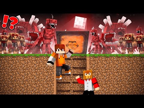 We Created BUNKER to Survive PARASITE in Minecraft ‪