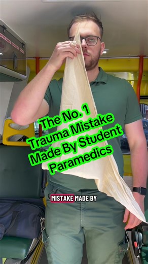 The No. 1 Trauma Mistake Made by Student Paramedics TRAUMA EBOOK 🔗’ED IN BIO #paramedic #studentparamedic #emt #ambulance #learnontiktok