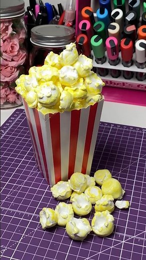 Let’s make fake popcorn! 🍿#popcorn #satisfying #popcorn #diycrafts #piping #food #diy #howto #art