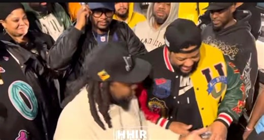 9.3K views · 208 reactions | You know yo song  when they talking about it in battle rap! 藍 | Craig CJ Wallace | Facebook