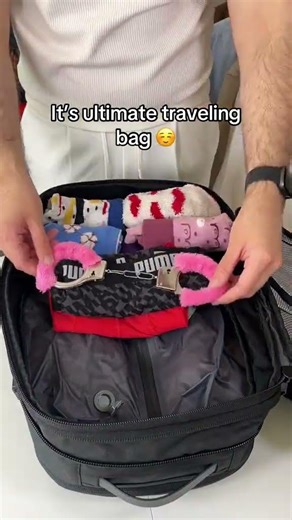 Travelers needs this in 2026 🌴✈️ #vacation #traveler #backpacking