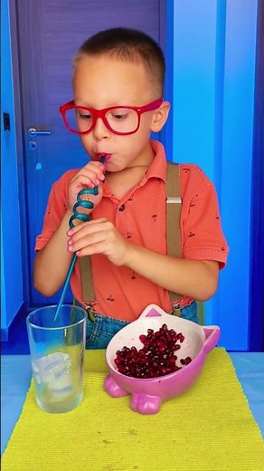 👦🍍 Little Chefs: Make Your Own Lemonade! | DIY Fun #Kids #limonade