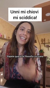 90K views · 548 reactions | Unni mi chiovi mi sciddica!☔️ ❤️ #unnimichiovimisciddica #linguasiciliana #cosechenonsai #informazioni #sicilia | Siciliana doc | Facebook