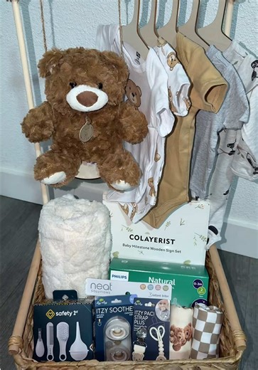 enjoyed making this one 🥹🤎 #babybasket #genderrevealgifts #trending #baby #fyp