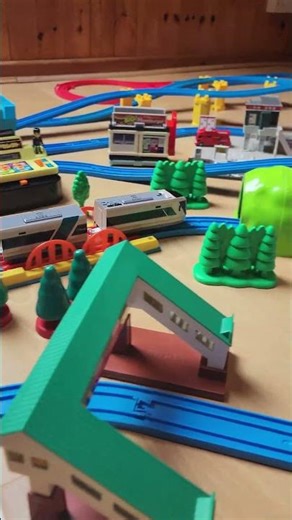 東武リバティ・エクスクルーシブ・コネクションは、スピードと利便性、そして快適さを追求した特急列車です。モダンなデザインと広々とした座席で東京から日光や鬼怒川温泉まで乗り換えなしでスムーズに移動できます