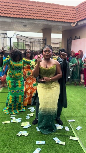 Spectacular Second Entry of Bride and Groom at Wedding