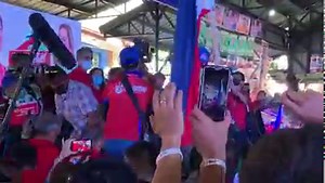 43K views · 5.3K reactions | WATCH: Presidential candidate Bongbong Marcos arrives here in Cavite, the second most vote-rich province in the country. This is his second visit in Cavite, the home to over 2.3 million voters. | via Neil Arwin Mercado/INQUIRER.net #VotePH | INQUIRER.net | Facebook
