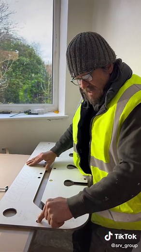How to cut and join a worktop. This is how I do my worktop joints. #kitchen #tipsandtricks #diyhacks #howto #howtocut #joinersoftiktok #diy #kitchenfittingskills #kitchenfitters #worktops #doityourself #dyitips #worktopjoint #kitchenjoint #howtotiktok #routering #cutting