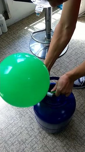 How to use disposable helium tanks
