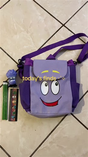 the main character: dora’s backpack ✨✨✨ #finds #secondhand #thrift #thrifthaul #doratheexplorer #minions #minecraft #foryou #foryoupage #parati #paratipage #fypシ #iloveminions #viral #fyp