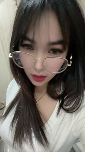 วิดีโอของ พลอยลี่ (@for_ployly) พร้อมเพลง เสียงต้นฉบับ - 𝙲𝚢𝚗 𝚠𝚘𝚛𝚕𝚍 🦋 - 𝓒𝔂𝓷 𝔀𝓸𝓻𝓵𝓭 🦋