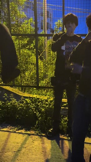 2sum (@franfranmidia)’s videos with DUMDUMDUM - 00vinne