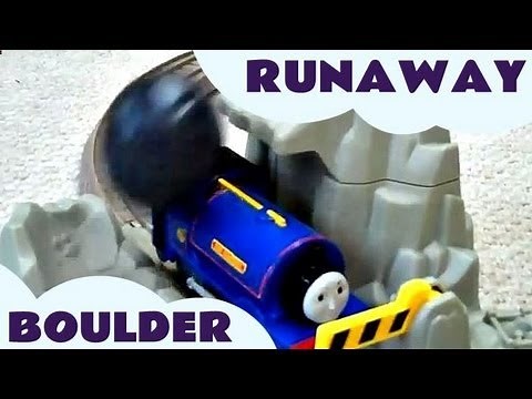 Trackmaster Thomas & Friends Runaway Boulder Set With Sir Handel