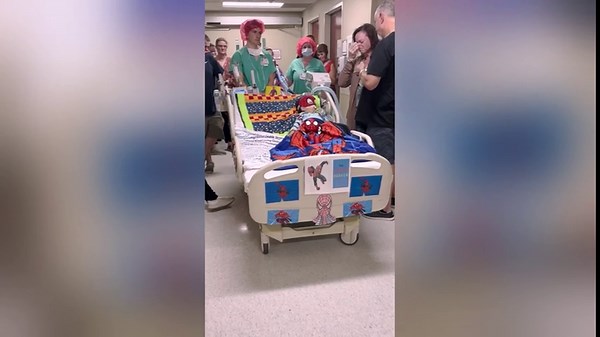 Hearts Break for Mom on Toddler’s ‘Honor Walk’, Whose Organs Saved 2 Lives