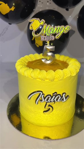 La torta más iconica del 2025 Cerramos el año espectacular 🤭 #mangobajito #mango #tiktok #cake #Barcelona