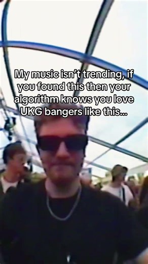 Yes that’s me acting the fool and yes this tune is a banger 🔥 #ukg #rave #festival #musicproduction