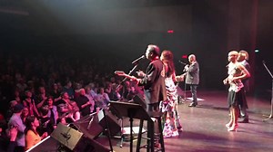 11K views · 411 reactions | Ça fait rire les oiseaux... à la Salle L’Étoile Banque Nationale de Brossard, au Québec. | La Compagnie Créole | Facebook