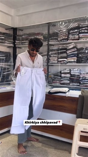 khirkiyachhipawad_abhiii on Instagram: "Baggy jeans 👖 Chhipavad khirkiya #insta #instadaily #instalike #virulreels"