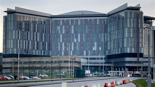 Fresh concerns at Glasgow's Queen Elizabeth University Hospital as mould and water ingress closes parts of cancer ward