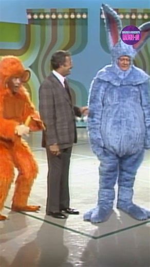 “The Reluctant Bunny” John Wayne & Cast on Rowan & Martin’s Laugh-In (1972)
