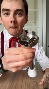 442K views · 3.7K reactions | How to remove a stuck ring?  | Andre Life hack | Facebook