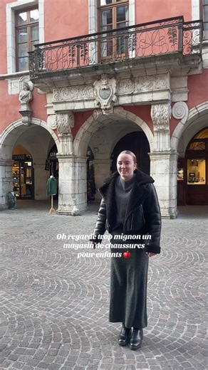 Venez craquer pour les soldes en magasin !! 🍎🍎 #P#PomDapiAnnecyp#pourtoiie#enfantsA#AnnecyC#ChaussuresEnfants