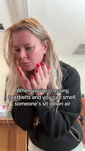 Flight Attendant Tips for Airport Hygiene