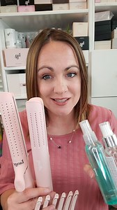 🌼How to use the Le Duo and how I finally got my curls to stay all day! 🌼 ❤ Let me show you how to use the Le Duo, and why it's my favorite tool! Plus right now when you purchase via this exclusive link, not only will you get it on sale. You will also get three FREE GIFTS with your purchase --> http://t.langehair.com/SHGAy Pick between the Le Duo or the Le Duo Grande . Hurry while supplies last. ❤ So easy to use, and saves me so much time. The vent fans cool my curls, setting the style so my gi