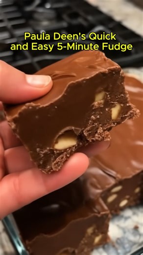 Paula Deen's Quick and Easy 5-Minute Fudge Ingredients: - 2/3 cup evaporated milk** - 1 2/3 cups granulated sugar** - 1/2 teaspoon salt** - 1 1/2 cups semi-sweet chocolate chips** Directions: 1. Prepare the Pan Start by lining an 8x8-inch square pan with parchment paper, or lightly grease the pan to prevent sticking. 2. Cook the Base Mixture In a medium-sized saucepan, combine the evaporated milk, granulated sugar, and salt. Heat the mixture over medium heat, stirring constantly to avoid burning