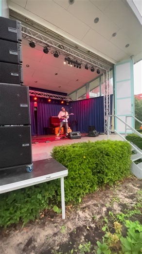 Tim Scott Ibiza’s Secret Garden - Live on Juist This was such a wonderful concert to play. Met, some amazing people had a great time and would love to be back there next year. Watch this space for concerts coming up soon… #timscott #guitarists #musiclovers #juist #musicians