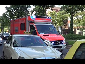 [Rettungsgasse fehlt!] So ne' Rote Ampel beißt nicht - weiterfahren! Durchsagen vom RTW