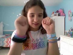 Ranibow Loom and Pony Bead Bracelet Tutorial | Beginner