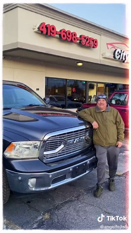 ☎️youre one message away from getting approved ☎️. @Angels.auto.deals: #ToledoOhio #OregonOhio #NorthwoodOhio #ToledoCars #OhioCarsForSale