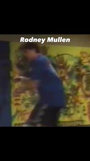 21 year old Rodney Mullen #pioneer #legend #skateboard #skateboarding #kickflip #skate #history #rodneymullen #skating #og #goat | Esk8tv