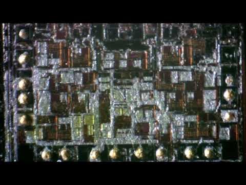 Light Reveals the Structure of a Microchip (Decapped IC)