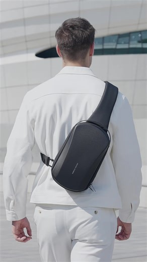 When your crossbody bag is tougher than your day. 💥 This isn’t just a bag—it’s a waterproof hardshell case you can wear. Secret USB port for on-the-go charging? Check. YKK zippers that glide like butter? Check. Built-in key leash so you stop losing them? DOUBLE check. #MARKRYDEN #WhatsInMyBag #GadgetBag #Crossbody