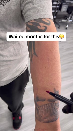 Forearm Skull Dead Tattoo Ideas for Men