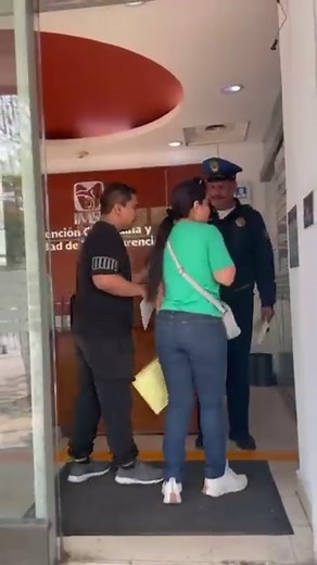 El Módulo de Atención Ciudadana del IMSS en Reforma cumple 14 años, este y todos los módulos de atención que ofrece el Instituto Mexicano del Seguro Social, se encuentran disponibles para atender, apoyar y resolver dudas o solicitudes. Acude a algún módulo o conoce los diversos mecanismos de atención al derechohabiente que ofrece el Instituto, conoce más aquí.👇🏼 http://www.imss.gob.mx/contacto | IMSS