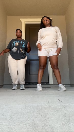 This challenge 🔥 did we kill it? 💁🏾‍♀️👯‍♀️ | Nae Nae Twins