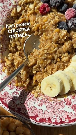 High-Protein Chickpea Oatmeal (5 Minute Breakfast!)