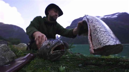Monster Fish Steaks Cooked in Pine Steam – Ultimate Flavor!
