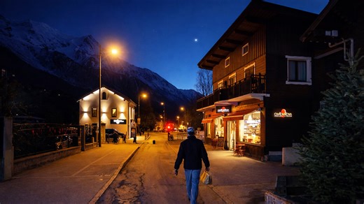 Chamonix Mont Blanc relaxing evening in mountain village (4K)