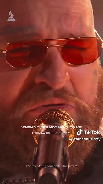 Teddy Swims’ performance of ‘Lose Control’ at the #GRAMMYs got a hold on us 😭🔥 What’s your fav #TeddySwims song from the new album? ⬇️ @Teddy Swims #losecontrol #ivetriedeverythingbuttherapy