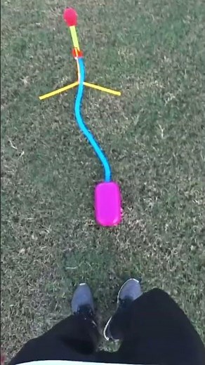 PLAYING AT THE PARK - Brancoala Kids